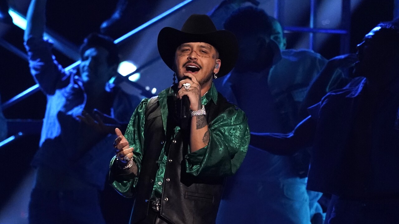 Christian Nodal concert Atlanta 2025
